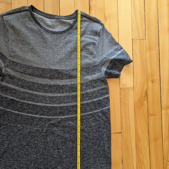 Men's Seamless T-Shirt - Picture 5 of 7